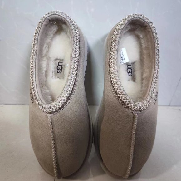 Brand New Uggs Women's Tasman Mustard Seed color - Picture 3 of 9